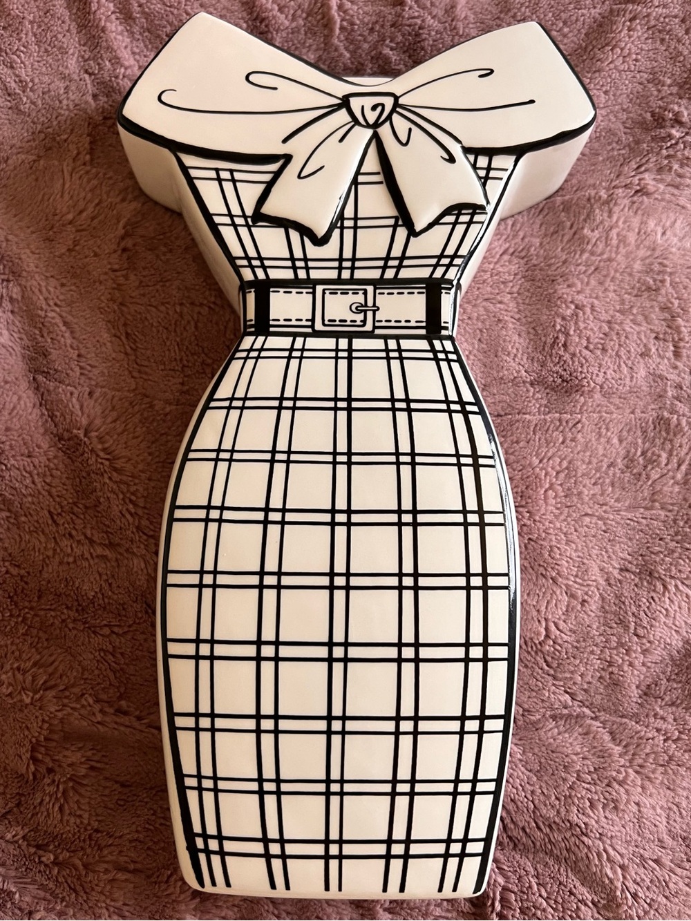 Black & White Dress Vase | Plaid Bow Waist Novelty Ceramic Vase